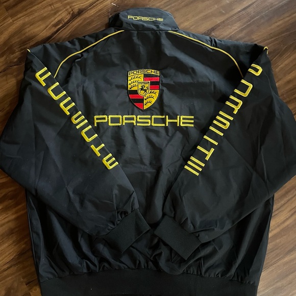 Porsche F1 Racing Jacket - Picture 4 of 4